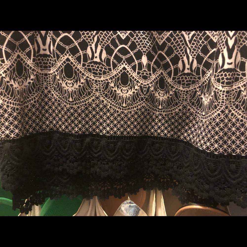 Top - Picture 3 of 3